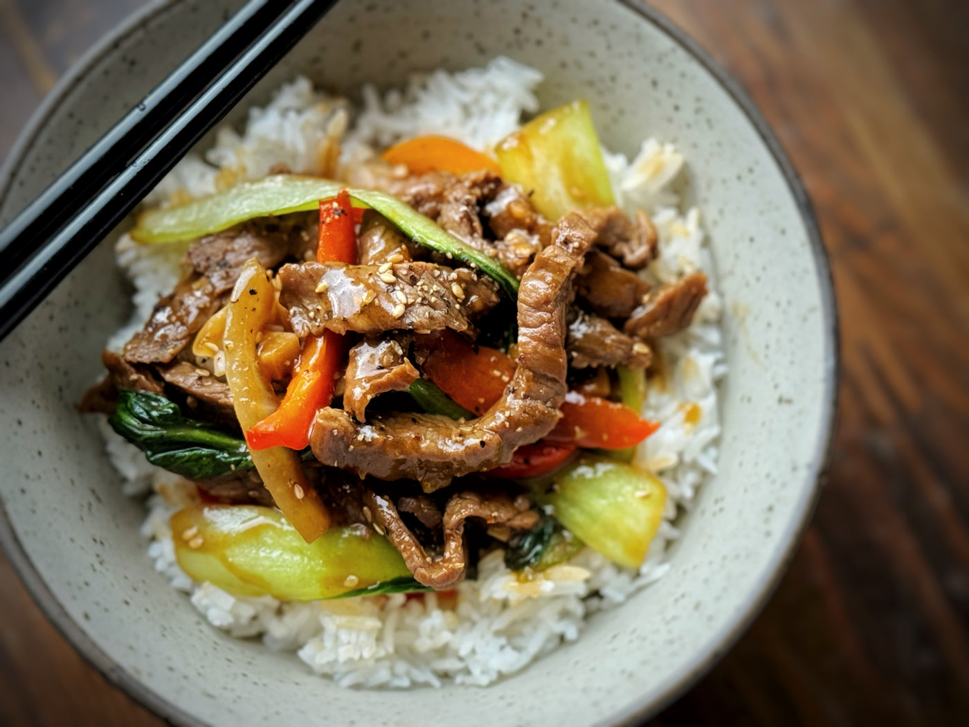 BLACK PEPPER BEEF STIR FRY BOWLS