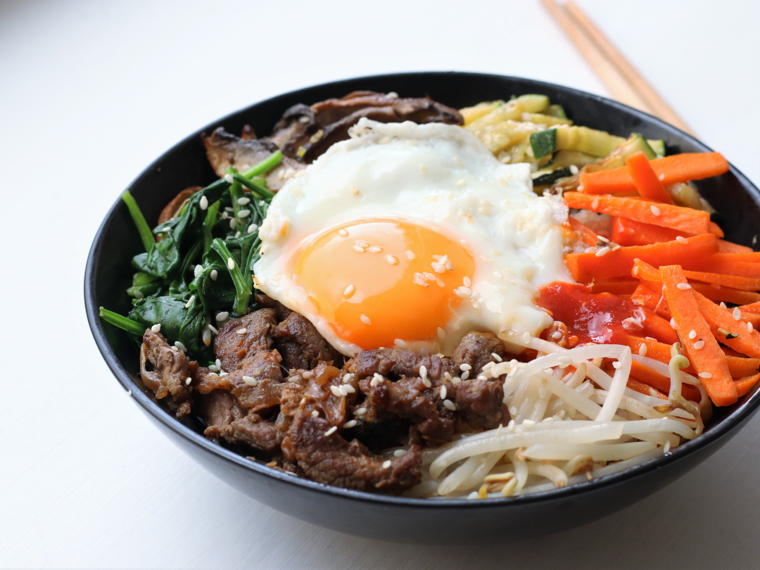 BIBIMBAP WITH BEEF