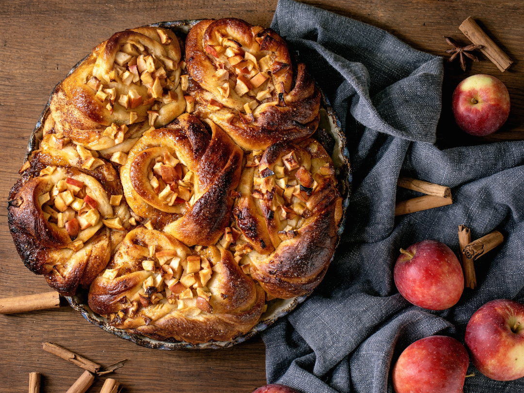 CARAMEL APPLE STICKY BUNS