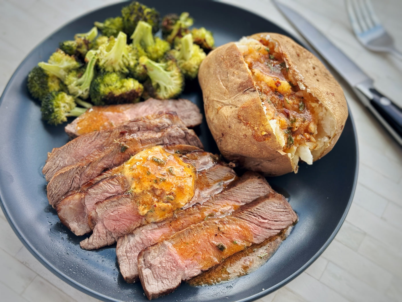 NEW! PAN-SEARED SIRLOIN STEAK WITH COWBOY BUTTER