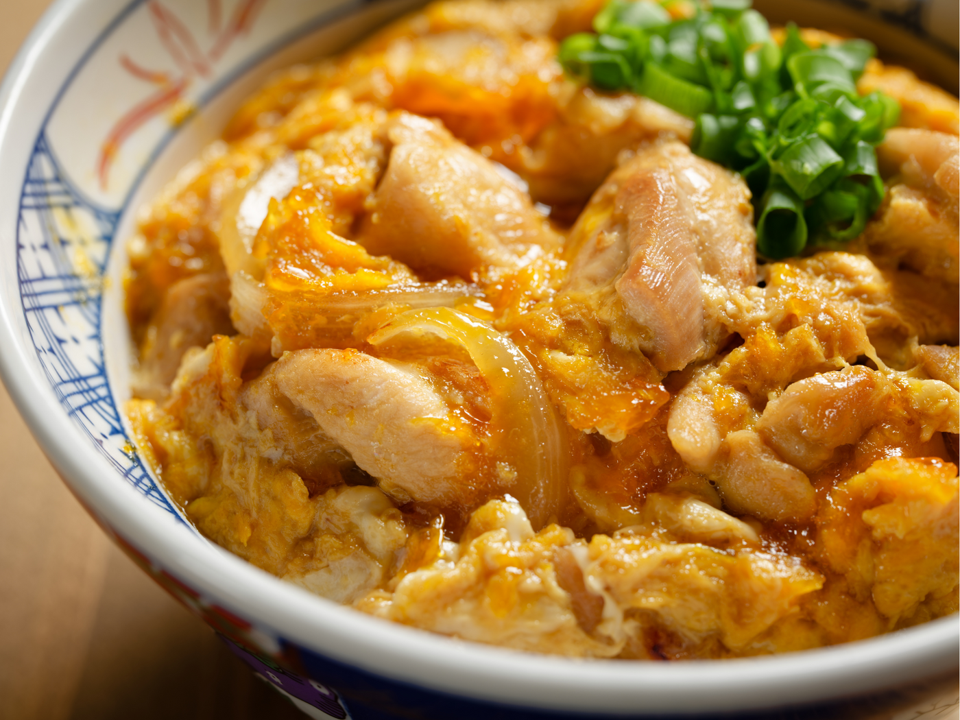 OYAKODON (JAPANESE CHICKEN & EGG BOWL)