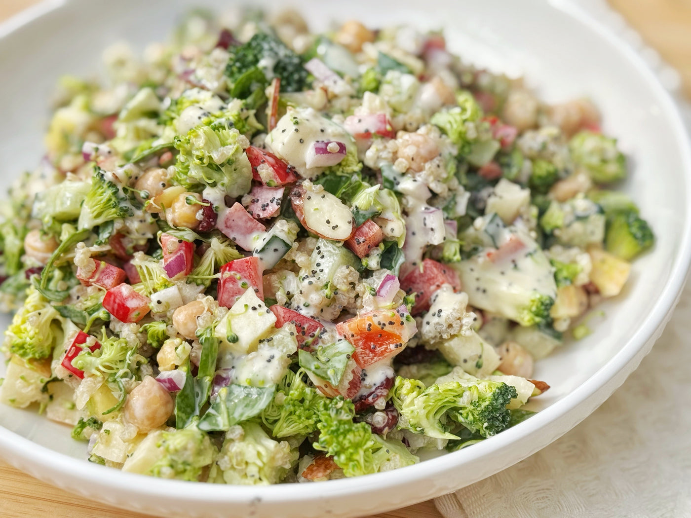 NEW! BROCCOLI CRUNCH MASON JAR SALAD WITH CHICKPEAS