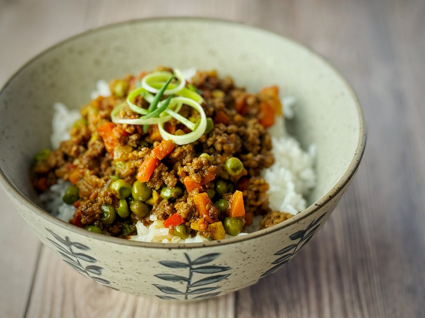 QUICK JAPANESE BEEF CURRY BOWLS