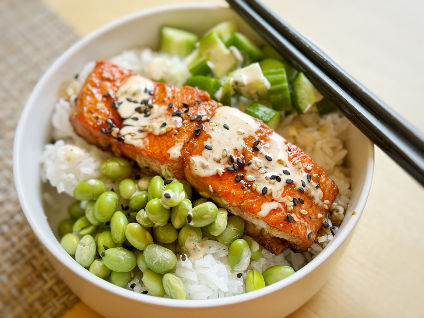 TERIYAKI SALMON RICE BOWLS WITH CUCUMBER & EDAMAME