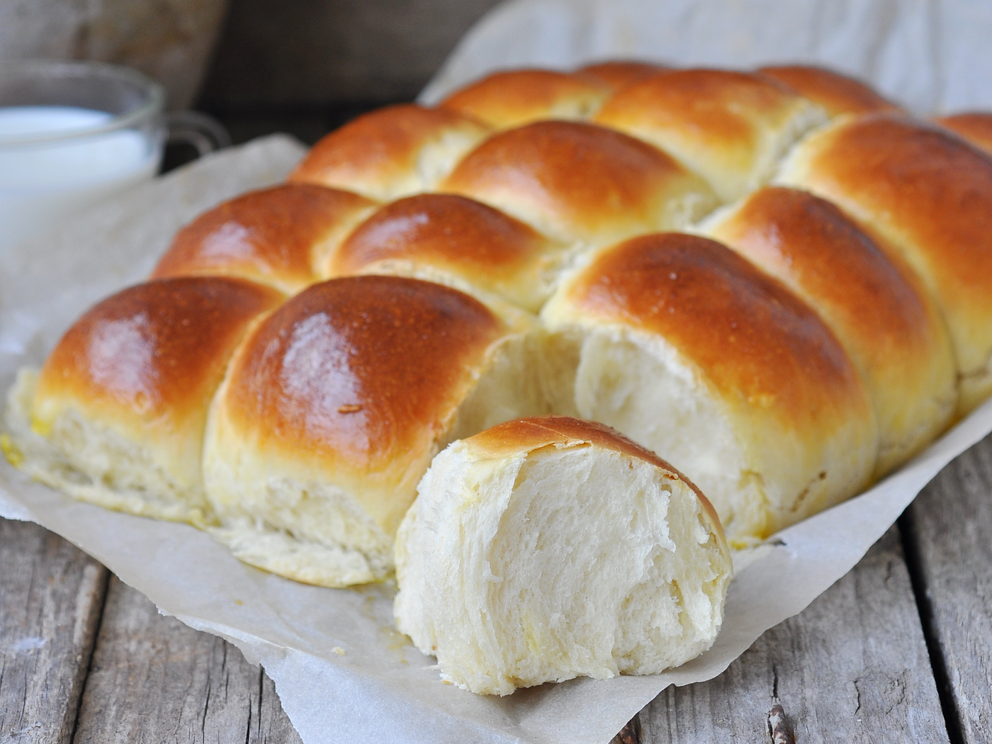 ASPEN FRESH DINNER ROLLS