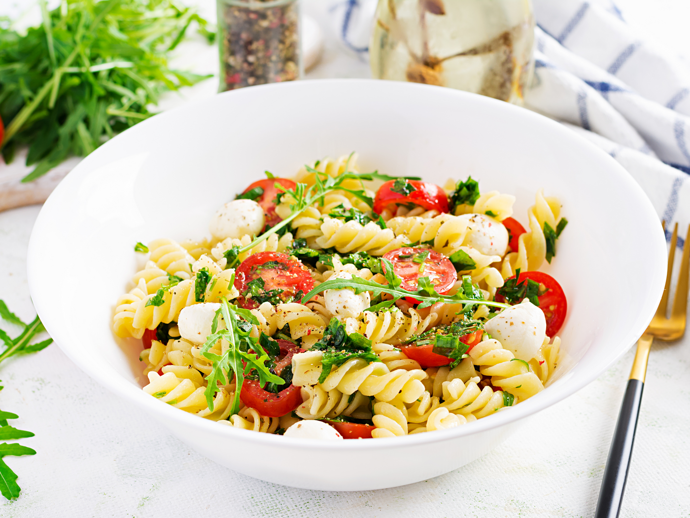 CAPRESE PASTA SALAD