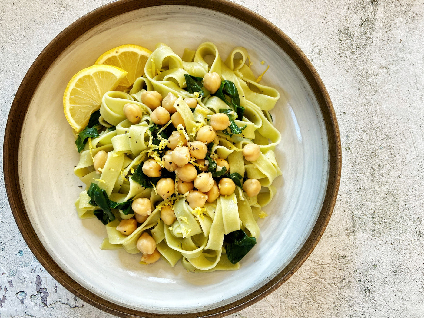 LEMONY SPINACH FETTUCCINE WITH CHICKPEAS & CHARD